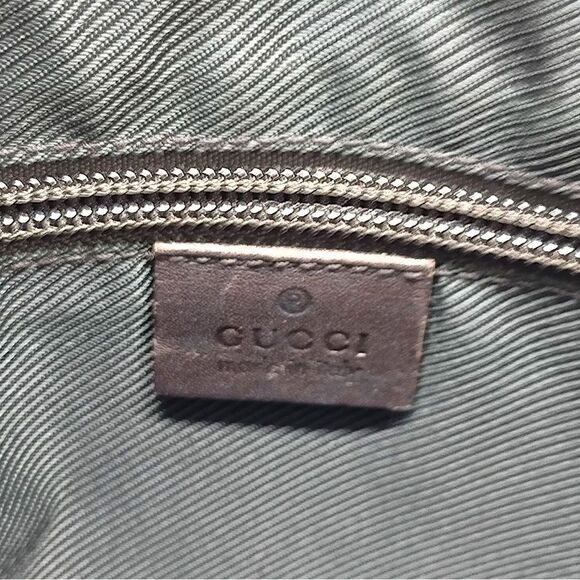 GUCCI GG Supreme Coated Canvas and Brown Leather Crossbody Messenger Bag VINTAGE - Picture 6 of 17